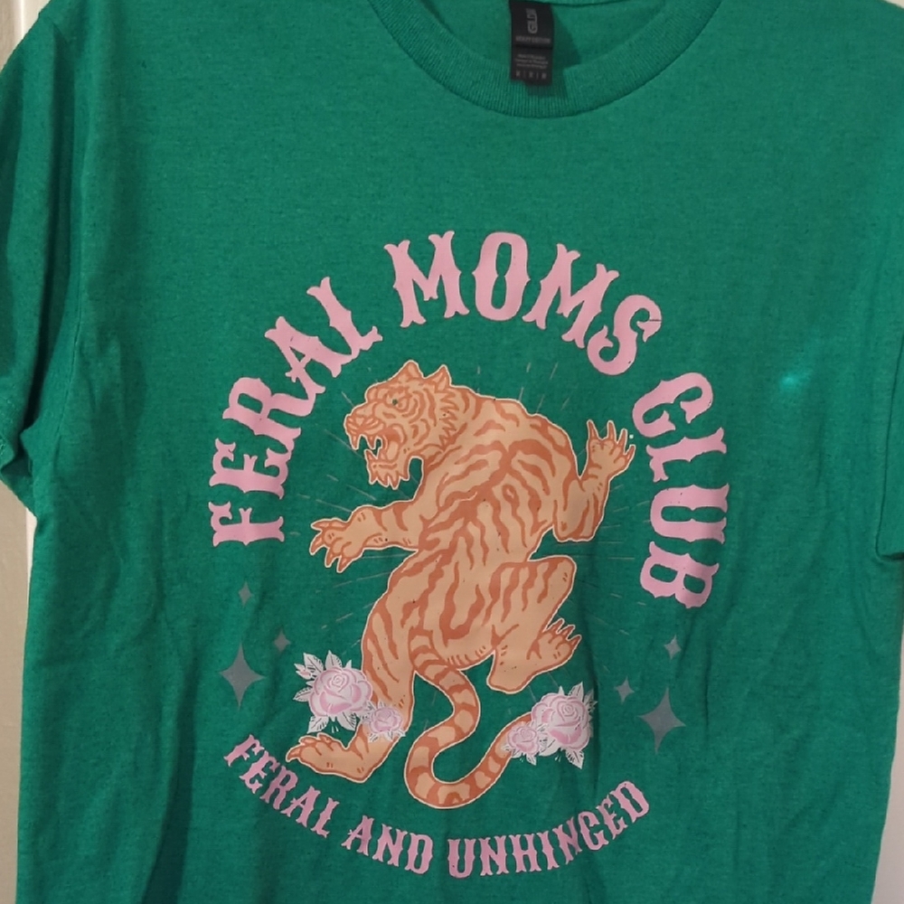 NWOT Green Graphic Feral Mom's Club T-Shirt